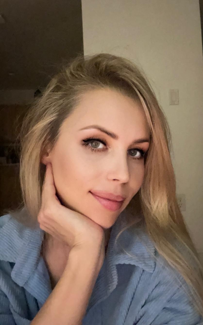 女性プロフィール写真