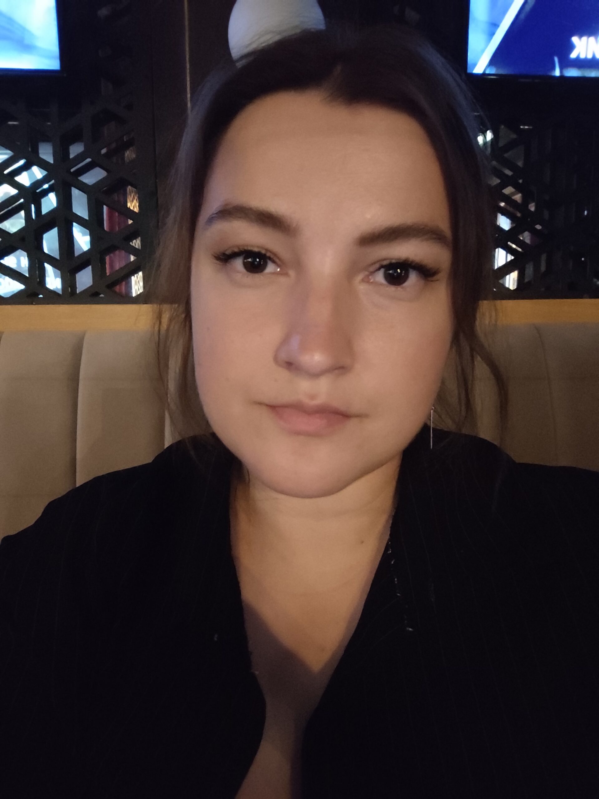 女性プロフィール写真