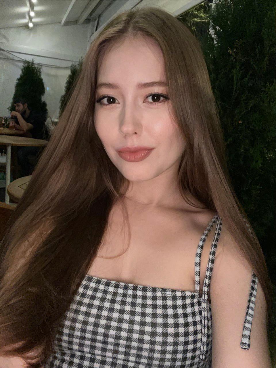 女性プロフィール写真
